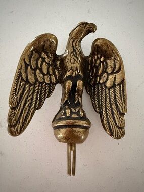 Bras Eagle on the ball